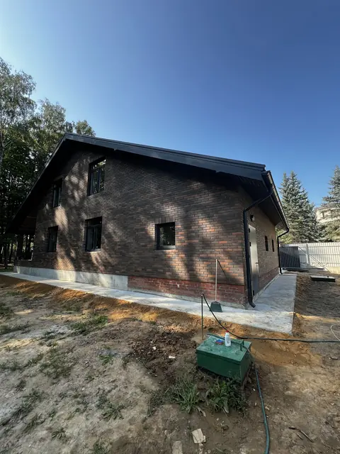 Построенный дом — фото 15, работа бригады белорусов
